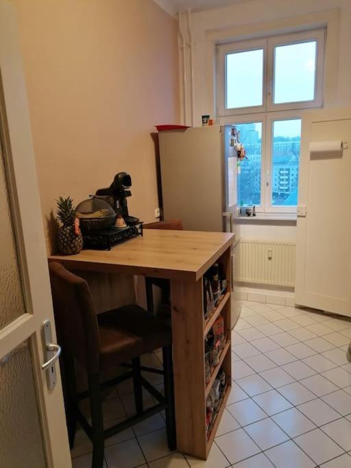 Apartamento Zwei Charmante Mit Wohnbereich In Zentraler Berliner *