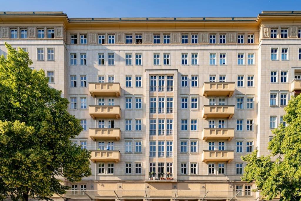Zwei Charmante Mit Wohnbereich In Zentraler Berliner *