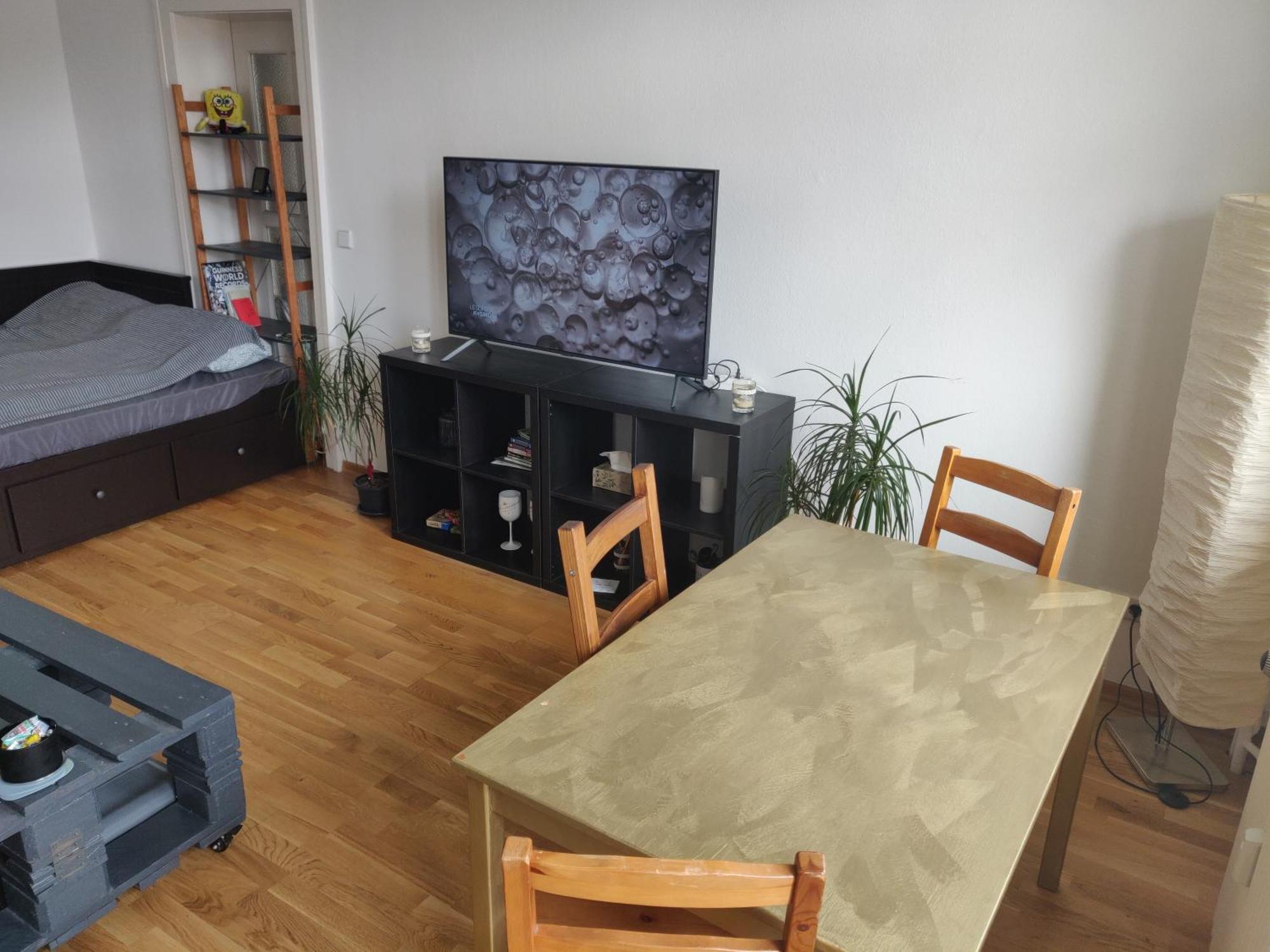 Zwei Charmante Mit Wohnbereich In Zentraler Berliner *