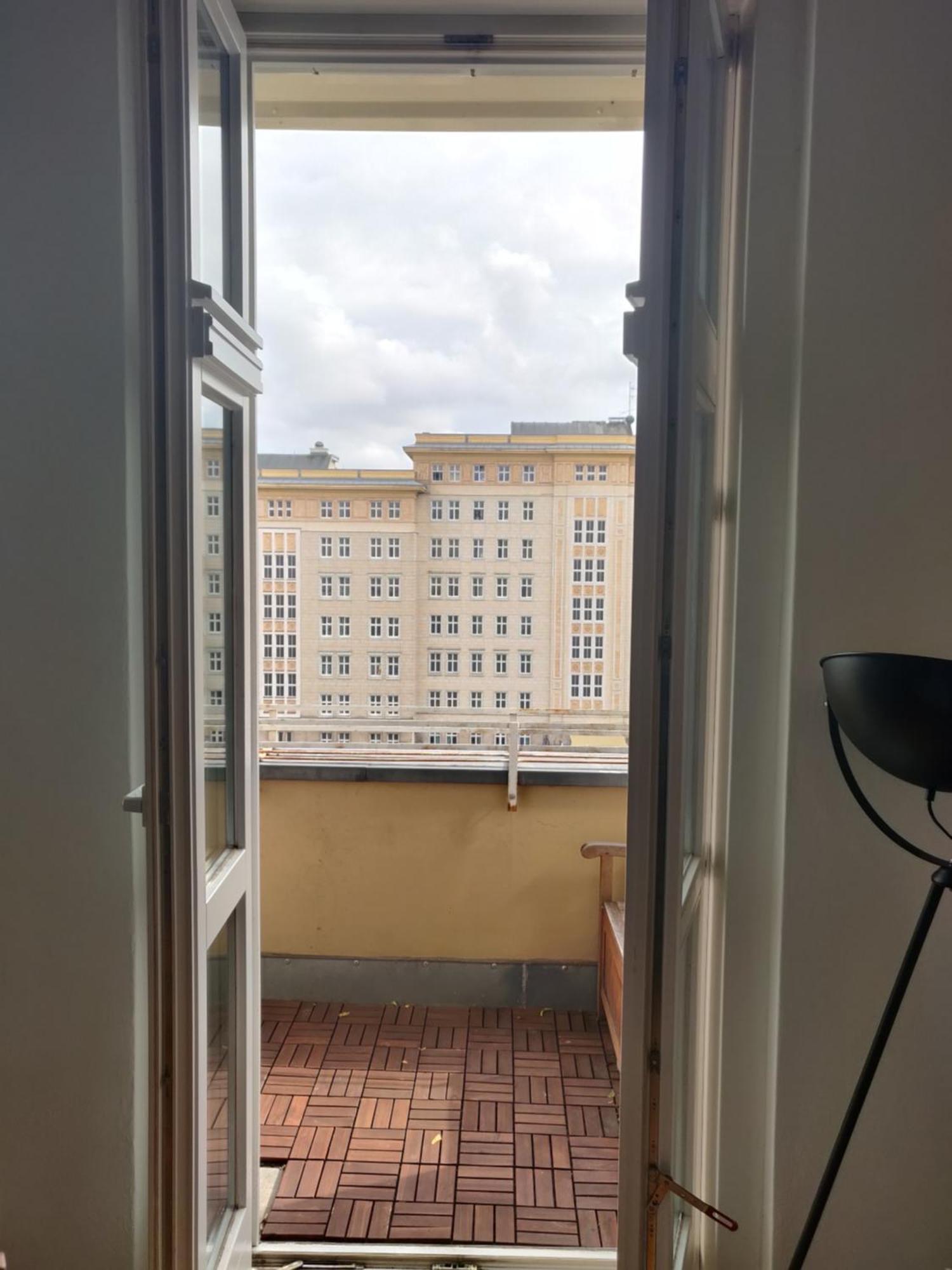 Apartment Zwei Charmante Mit Wohnbereich In Zentraler Berliner *